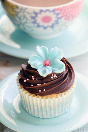 Cupcake mit blauer Blume