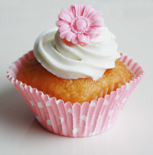 Mini-Cupcake mit Fondant-Blume