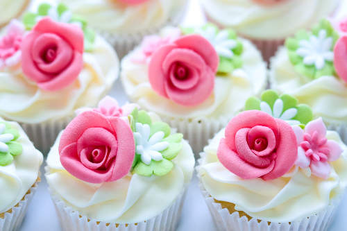 Zuckerblumen für Cupcakes